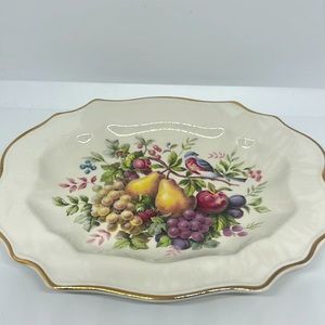 Vintage 1976 Avon Porcelain Enoch Wedgewood Plate